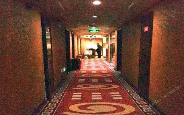 Hong Cang Hotel