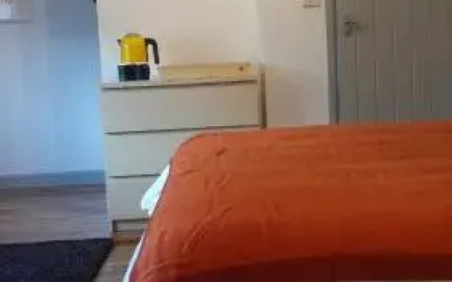 B - Simply Rooms