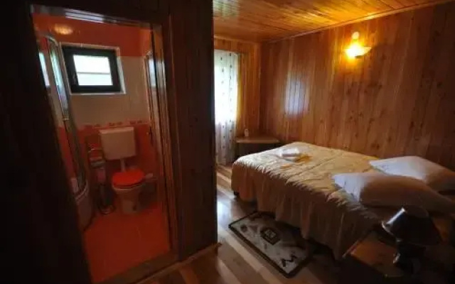 Cabana Sargetia