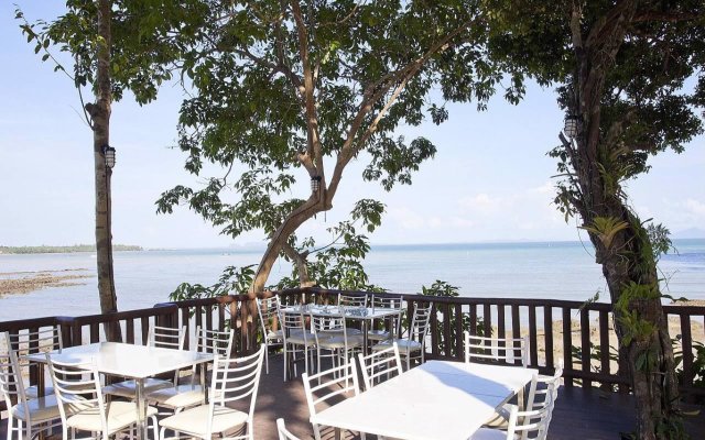 Krabi Beachfront Resort Oceanside Suite