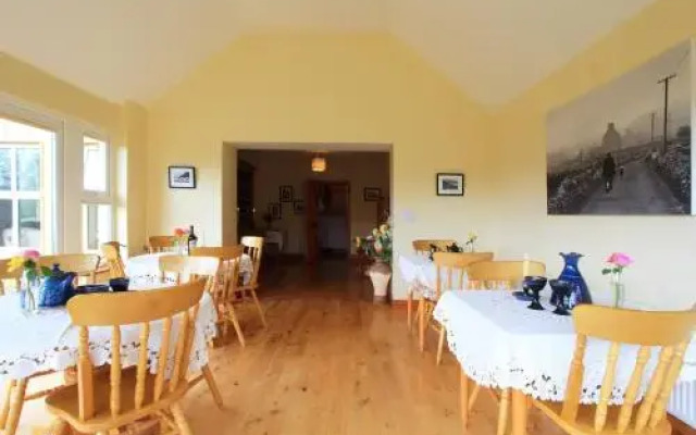 2 Mile Lodge