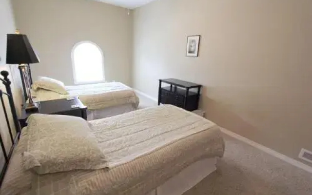Regal Retreat