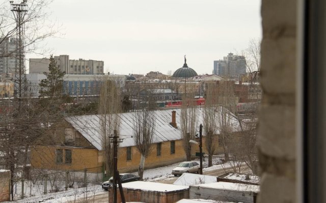 Apartment on Parkhomenko Street