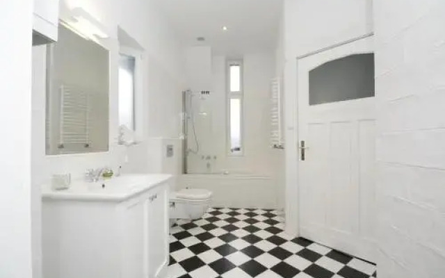 Marina Apartments - Apartament Wzorcownia