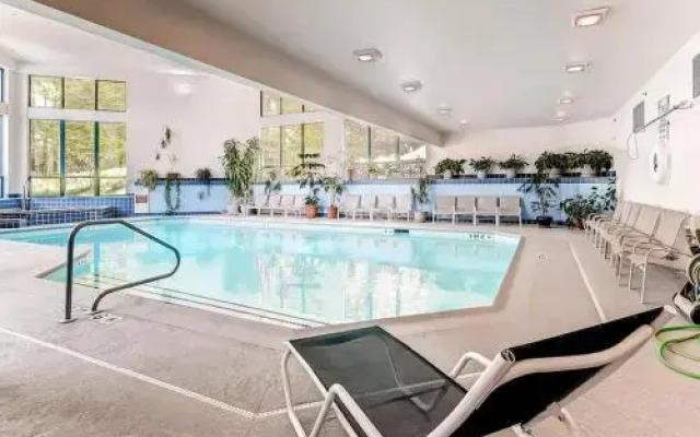 Ski In/Out Trailside Townhome