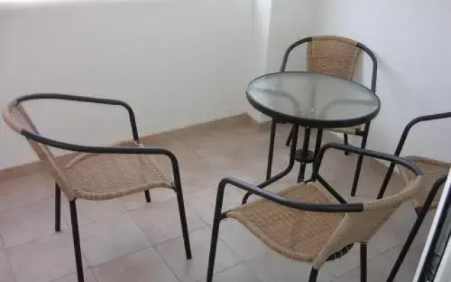 Mandorla Apartments