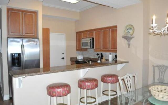 Tides 103- Flr1 -2br 2ba-Flr (8)