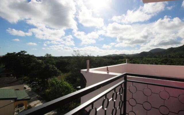 Pandora Bed and Breakfast