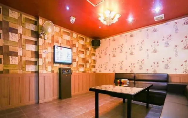 Lohas Bamboo Pension