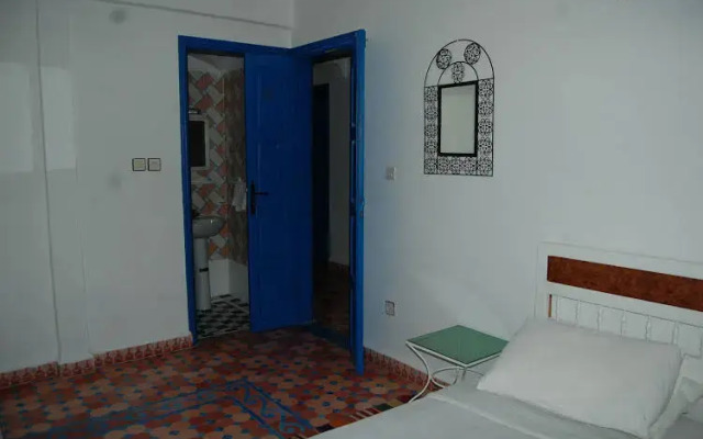Riad Eraounak Souiri Hotel