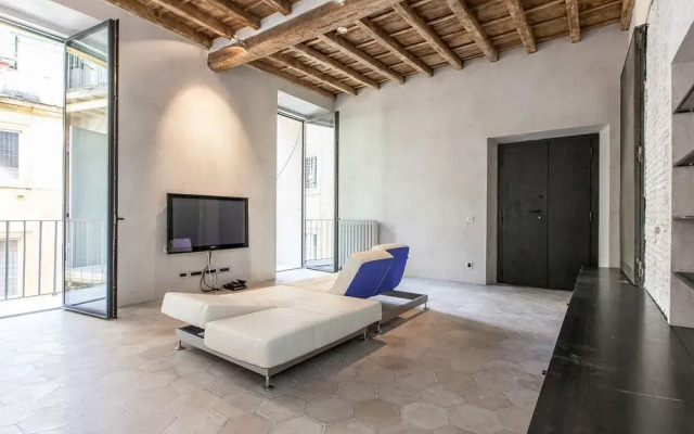 Rental in Rome Loophouse