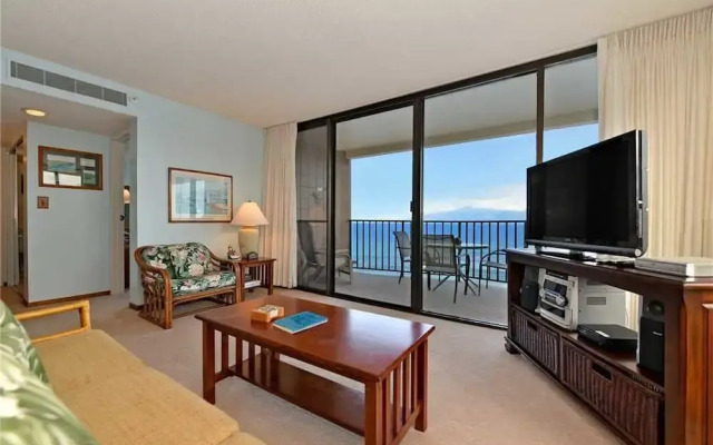 Valley Isle 1204 by RedAwning