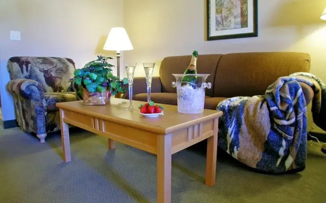 Crivitz Lodge