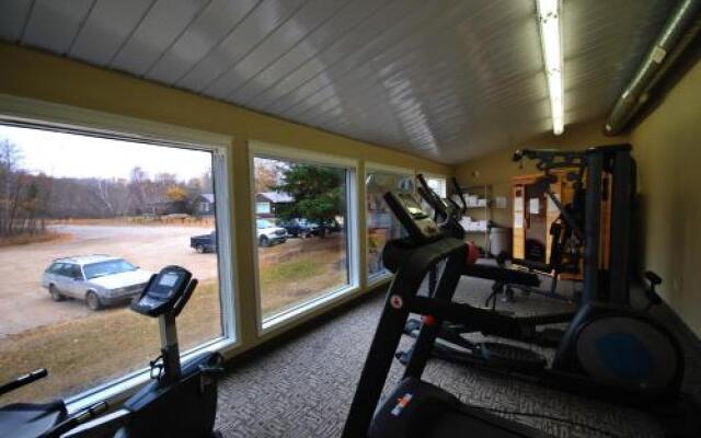 Kenosee Inn & Cabins