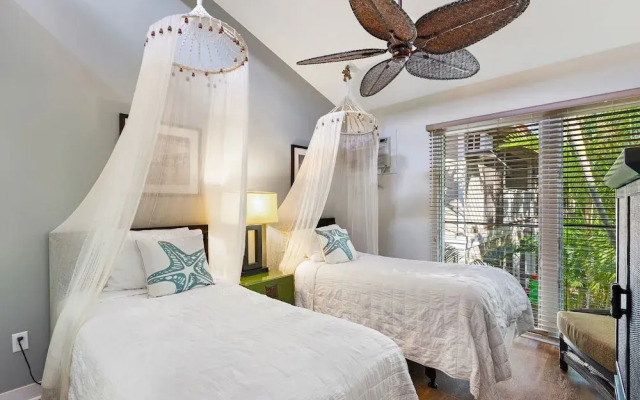 Aina Nalu A 201 - 2 Br Condo