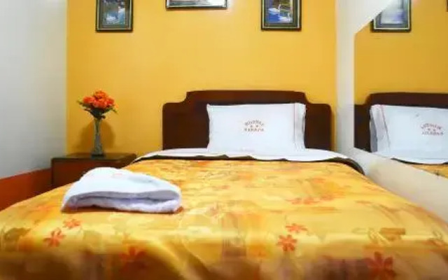 Hostal Karajia