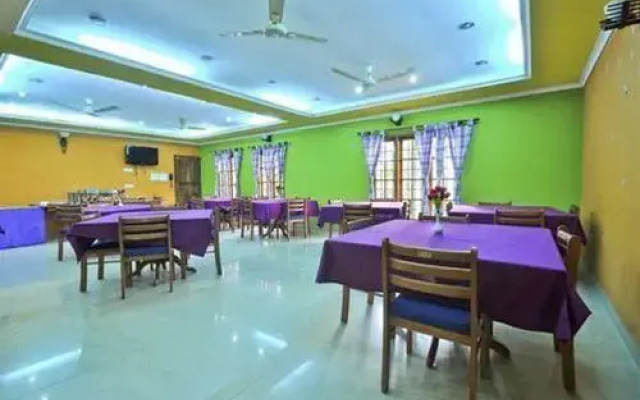 Munnar Crown