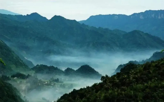 Mount Emei Qilingping Hot Spring Hotel