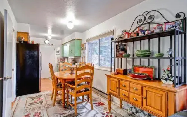 Yosemite's Hawk's Nest - 3BR/2BA Home