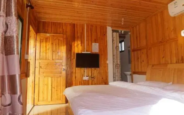 Yun Shui Yao Dong Bi Lou Hostel