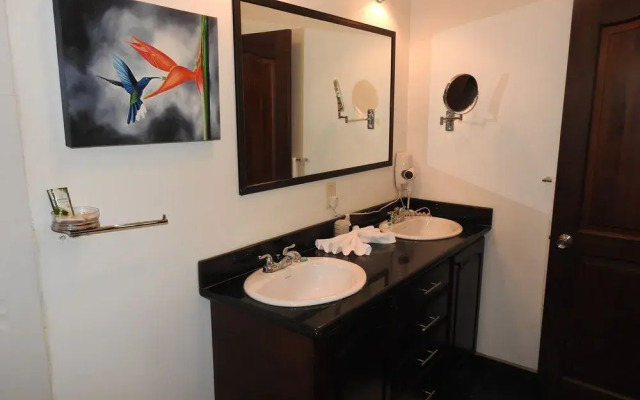 Osa Mountain Village Eco Resort