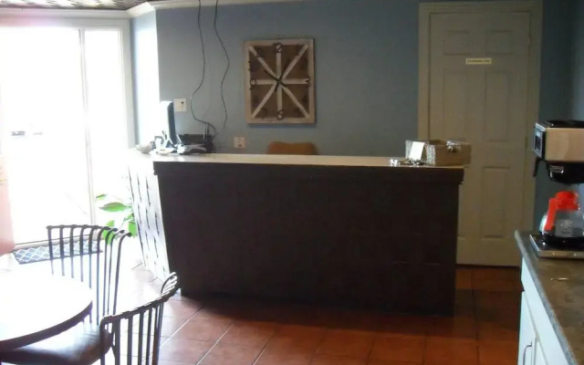Cap Pele Sandy Beach Inn