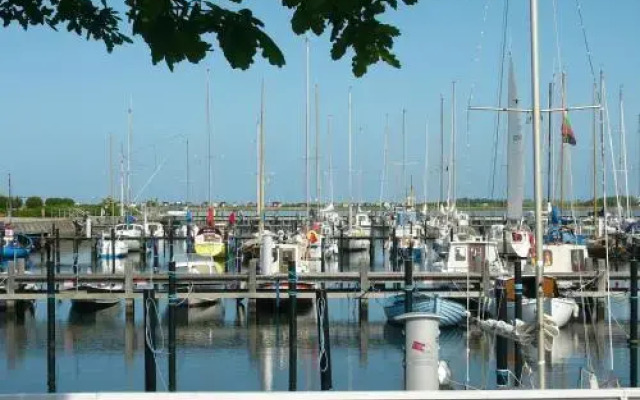 Aero Marina