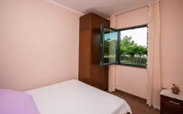 Apartmani Mina