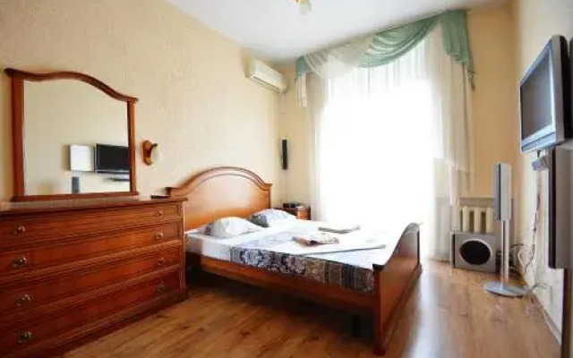 Aparton Krasnaya 22