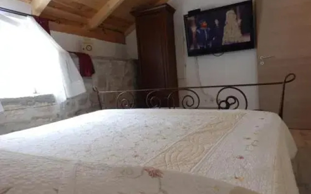 Holiday Home Maslinica