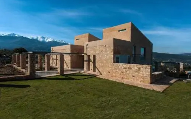 Kaminia Villa
