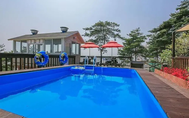 Seokmodo Stella Pension