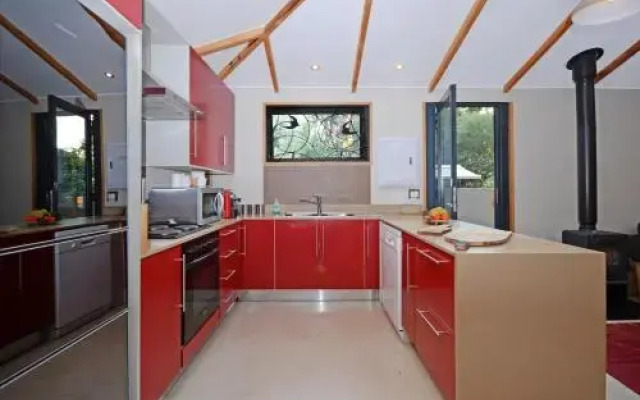 Bamboo Cottage