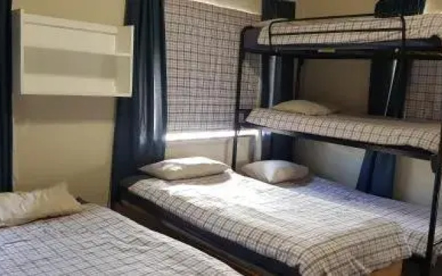 Stellenbosch Travellers Lodge Hostel