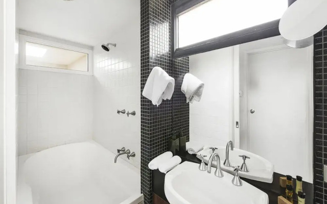 Roomerang at Little Curran