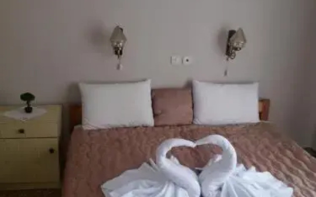 Patra Rooms Skala Prinou