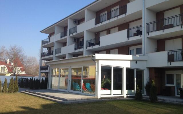 Smeraldo Wellness Apartman Siófok