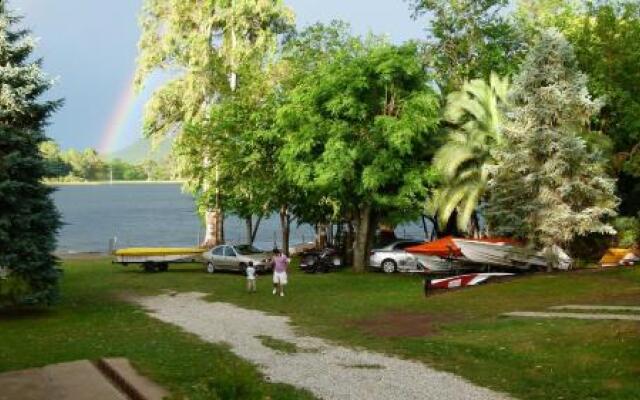 Cabañas Amanecer en el Lago