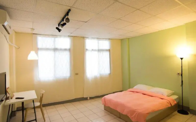 Teacher Li Guesthouse