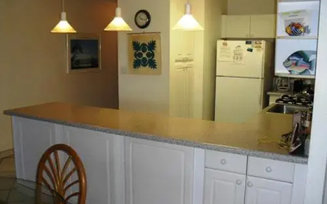 Kihei Akahi D-415 - 2 Br Condo