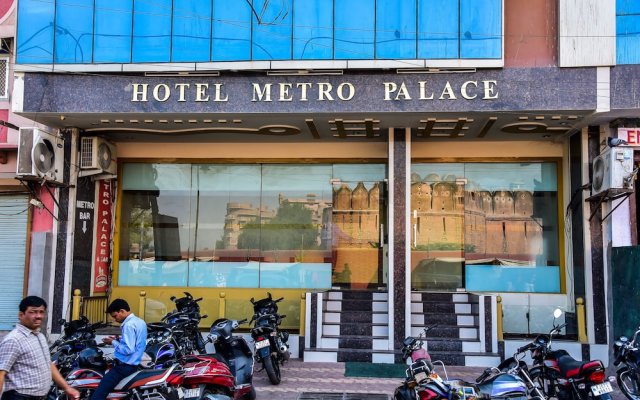 Hotel Metro Palace