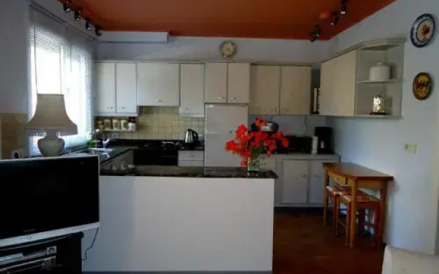 Casa Poppy