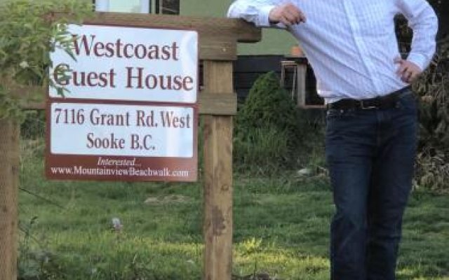 Sooke Housetel-Westcoast Guesthouse