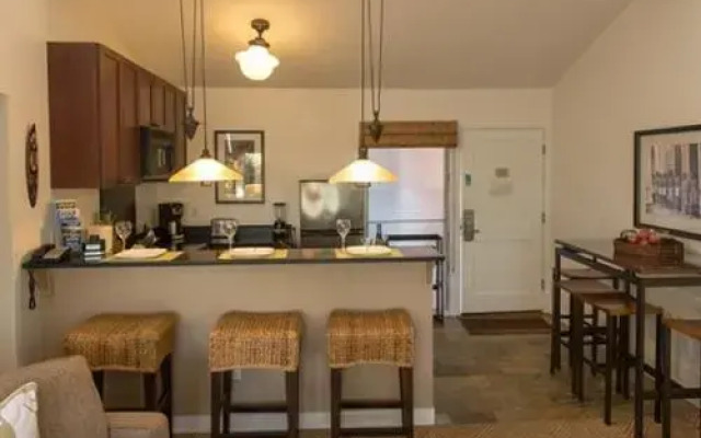 Lahaina Condo J209 - 2 Br Condo