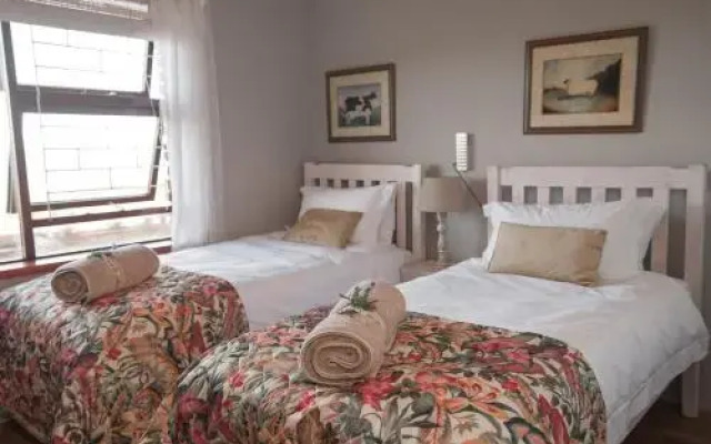 La Mer Seafront Selfcatering Accommodation Kleinmond