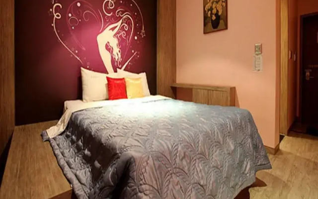 Sharp Hostel Dangjin
