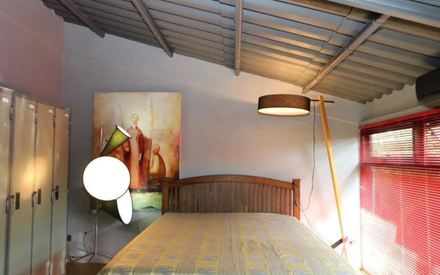 Luxury Chiang Mai Old City Town House