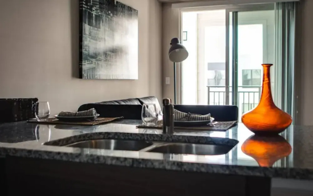 Classy South End Uptown 1BR Near Stadium