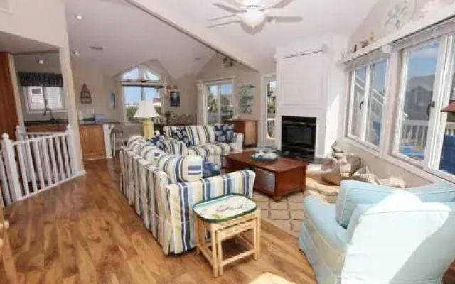 Sandfiddler - 5 Br home by RedAwning