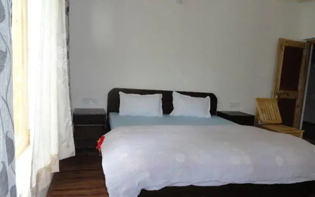 Zal Guest House